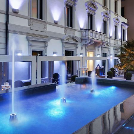 Lhp Hotel Montecatini Palace & Spa Exterior photo The hotel's pool